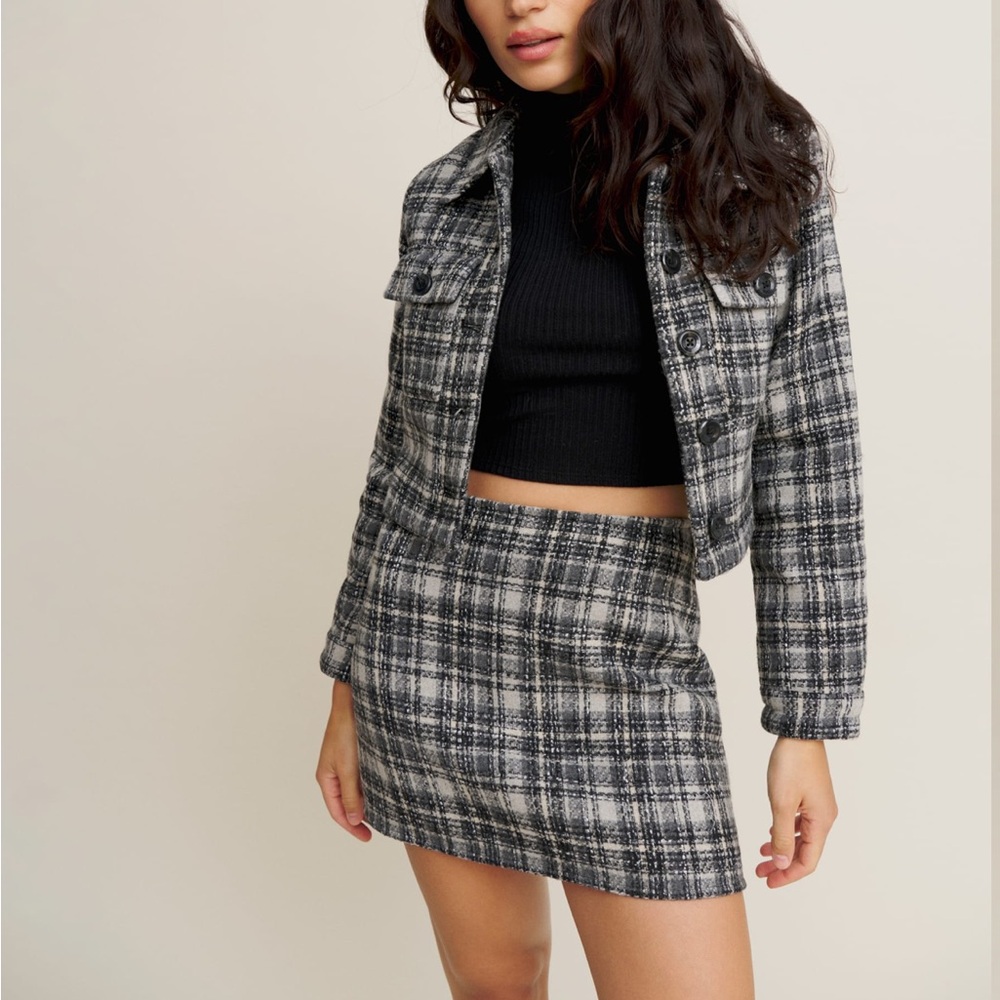 Reformation Jennie Skirt in Black Tweed